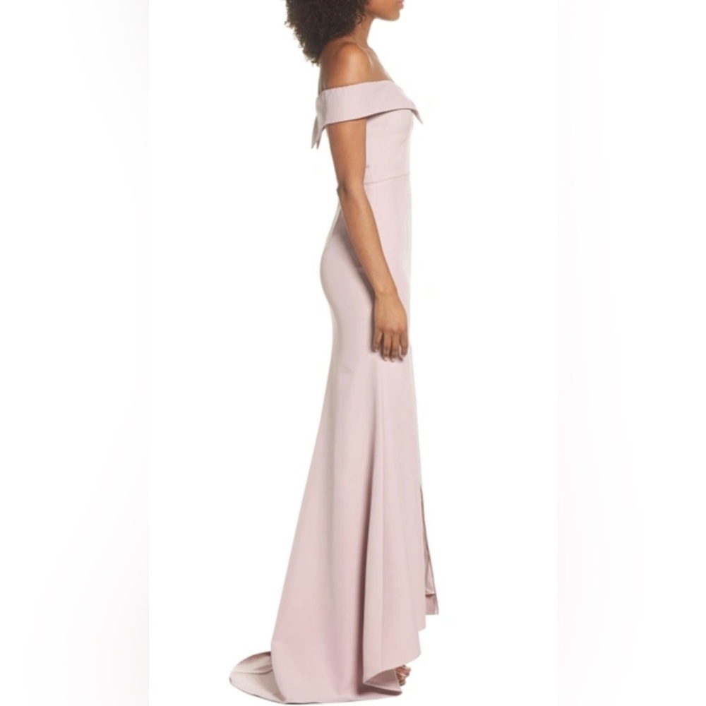 Jarlo Autumn Off The Shoulder Gown in Blush New With Tags Size 12 Formal Dress - Picture 5 of 11